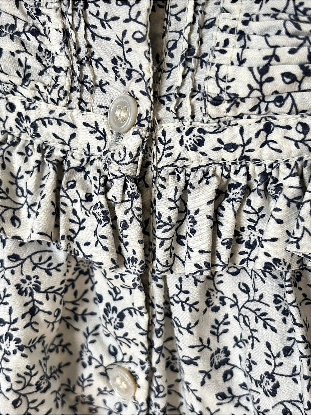 Doen Floral Cotton Blouse in White & Blue Size Medium - Picture 7 of 13